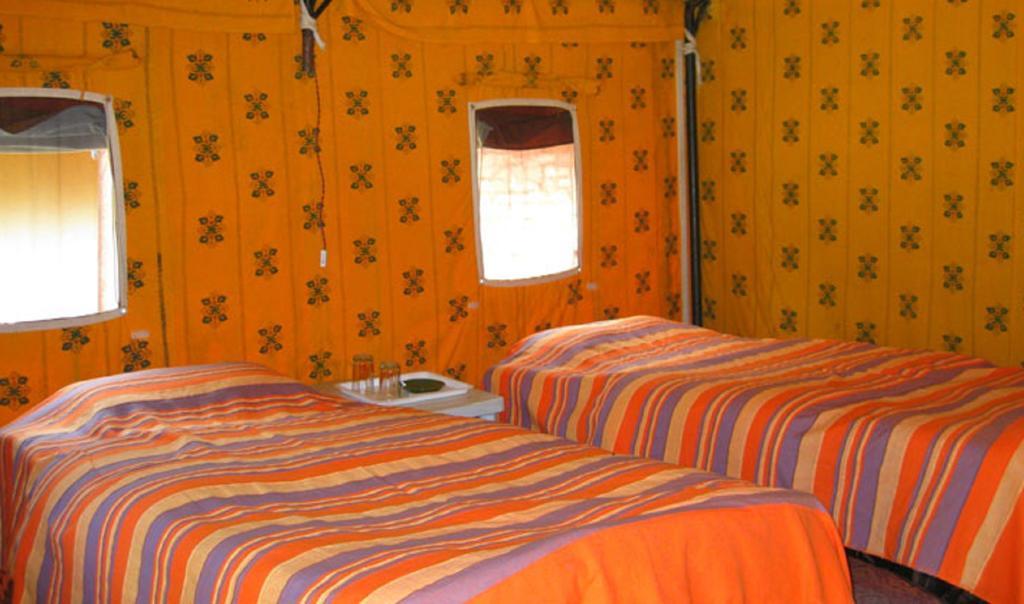 Shikhar Nature Resort Uttarkāshi Rum bild